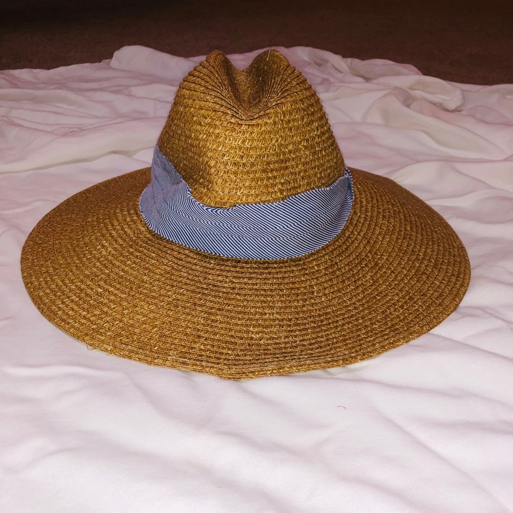 Hat - Picture 3 of 5